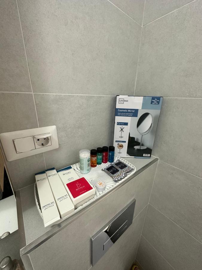 Glamart Apartment Craiova Esterno foto